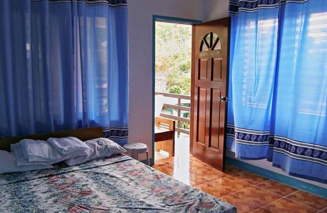 R&E Bed & Breakfast