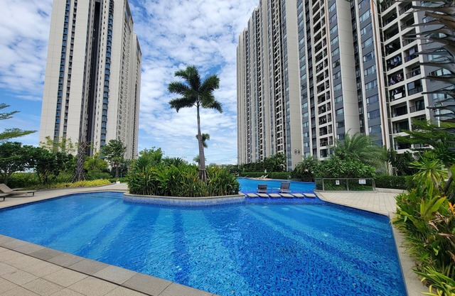 R&F Hotel and Apartment