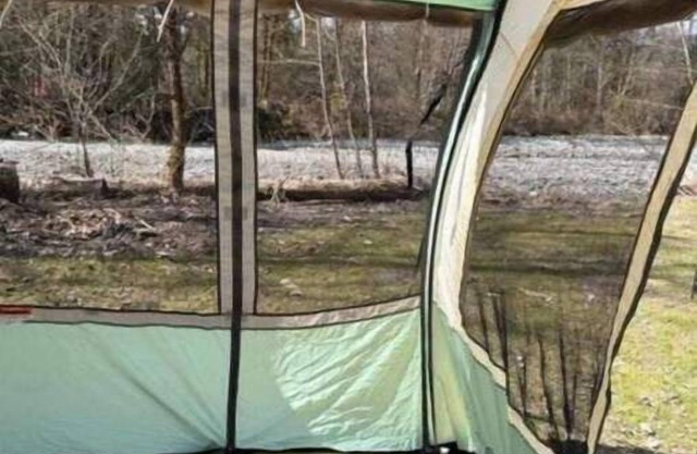 R-Pod #1 Cozy riverside That can heal your soul and wash away any concerns
