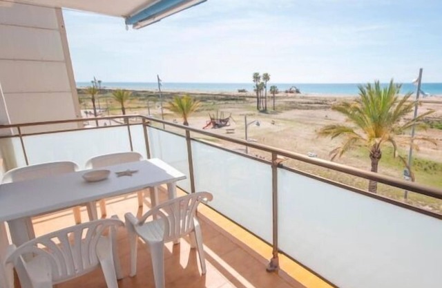 R155 Beachfrontapartment 3