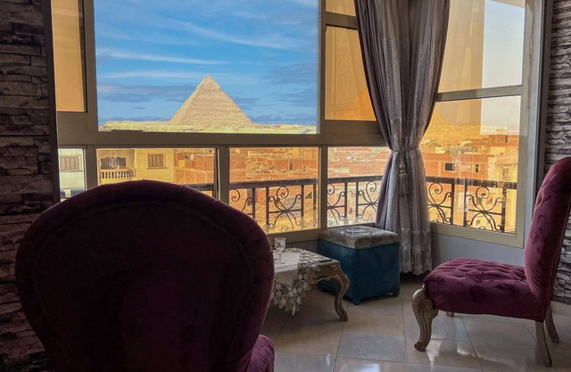 Ra Pyramids Inn