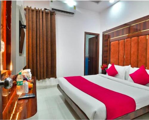 Radiant hotel,andheri east terminal 1,2