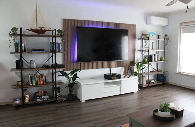 Raeside Home: Cosy pet friendly family home, Close to beaches and cafes.