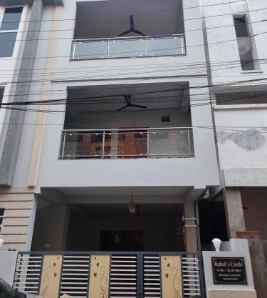 Rahul's Castle Guest House
