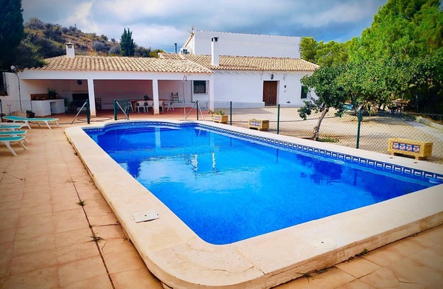 Casa Teatro Raices con piscina