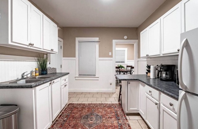 Raider On Main - 2BR/1BA - Pet Friendly
