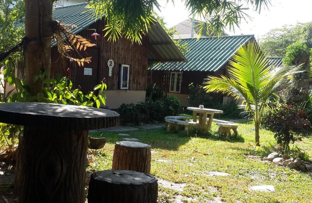 Rainbow House Pai