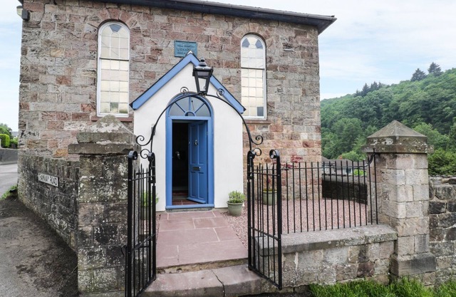 SELVA capilla, que acepte mascotas en Cinderford, Ref 938318