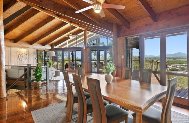 Rainforest Treehouse Sanctuary - with ocean views