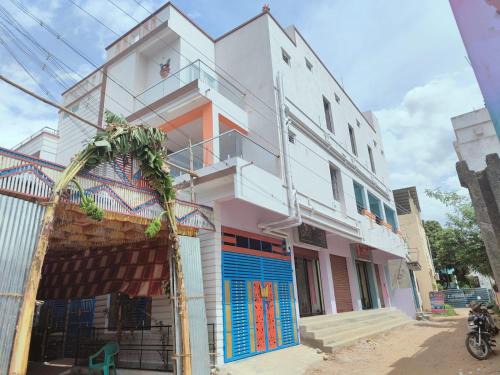 Raja Residency & Room stay