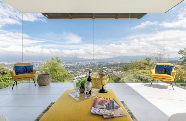 Ram & Thaila Shangri-La: Residencia de lujo 8 per, 4 hab, piscina, jacuzzi y Gym