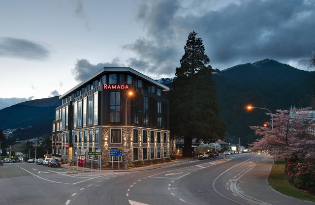 Ramada by Wyndham Queenstown Central