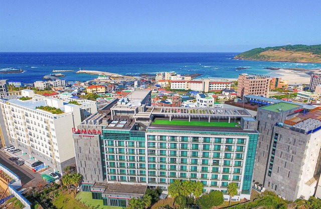 Ramada Jeju Hamdeok
