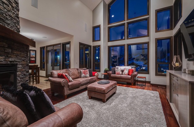Rambler Ridge Luxury Retreat (Entrada y salida de esquí)