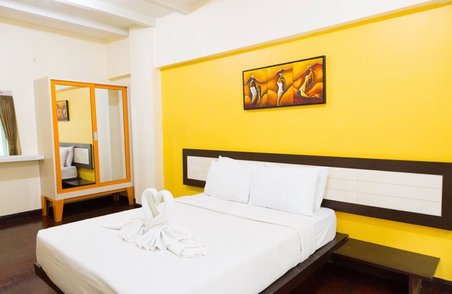 Ramkhamhaeng 42 Por Roomquest