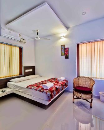Rams Guest House Near Lulu Mall