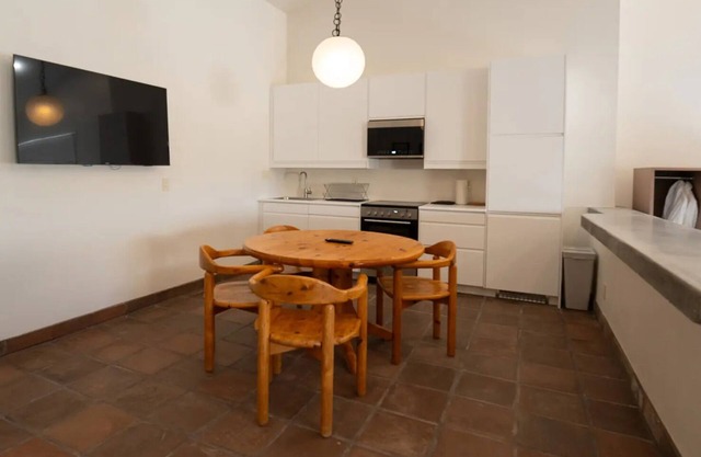 Ranch Guest House at High Frontier