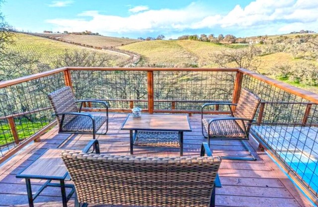 Hideaway House en 30acre Windwood Ranch, piscina privada, vistas al viñedo, tenis