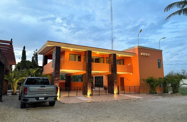 Casa y Rancho familiar Reygar