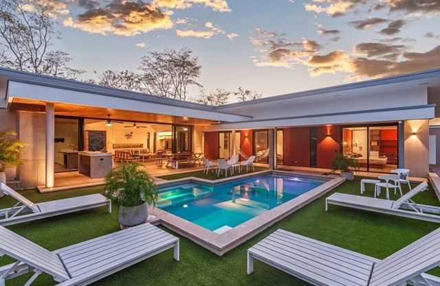 A magical villa with pool in the heart of nature and close to incredible beaches