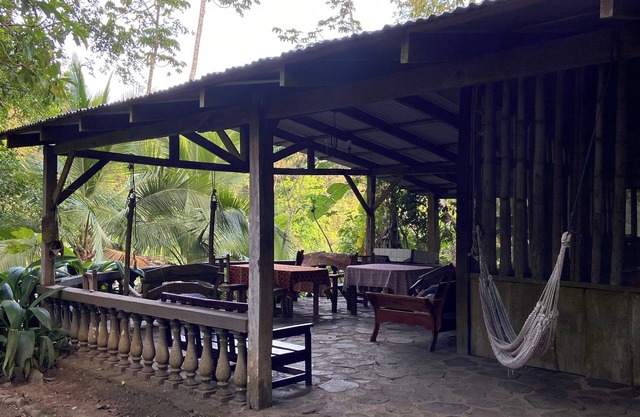 Rancho el Rio: Riverfront Farm - los ingresos apoyan la demostración de sostenibilidad Ct