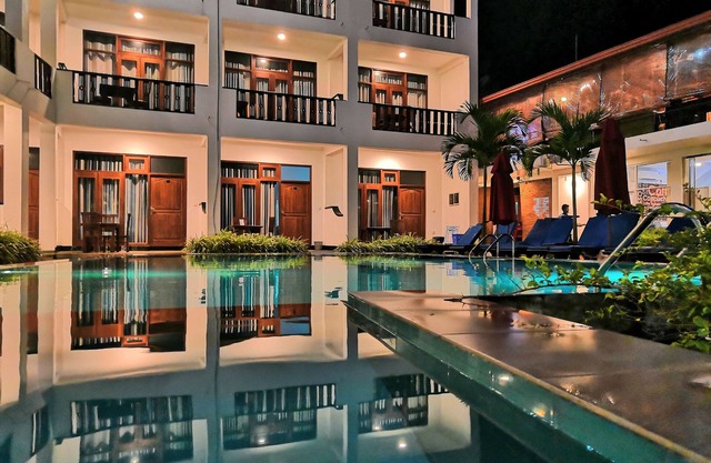 Randiya Sea View Hotel