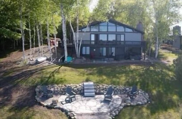 Rapid Retreat - Kayaks, Paddleboards & Swimming – Summer Fun at Your Doorstep!