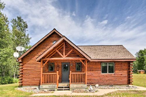 Rapid River Log Cabin with Loft on 160 Scenic Acres