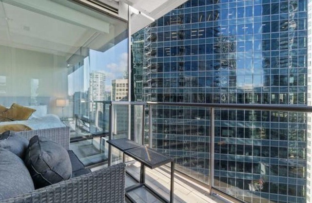 RARE,BEAUTIFUL , ONE OF A KIND LUXURY UNIT @SHANGRI-LA