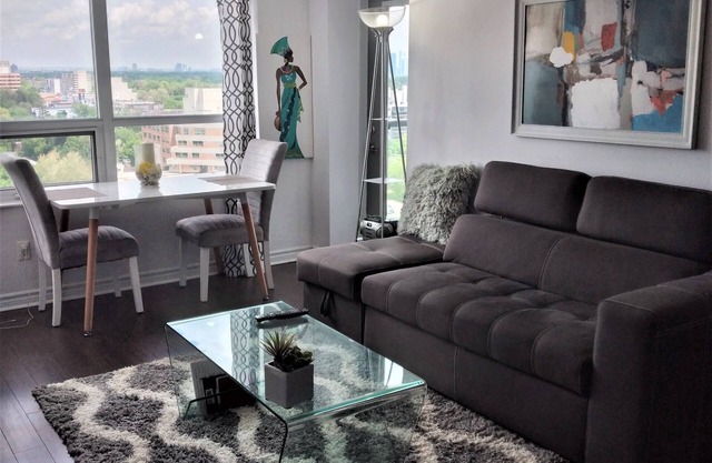 Rare find - 2 bedroom, 2 bathroom condo with great view