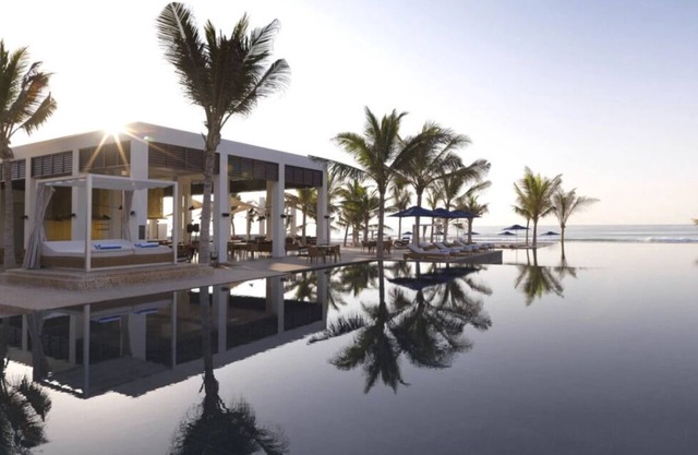 Rare Gem! TWO Spacious 1BR Villas with Plunge Pool! Outdoor Pool and Spa Center