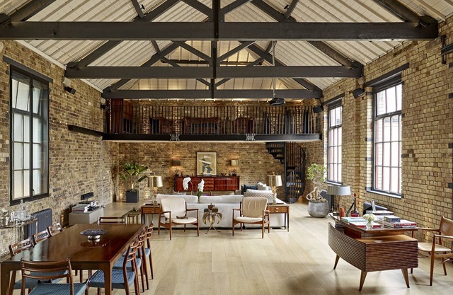 Rare, Luxurious Home in Private Courtyard