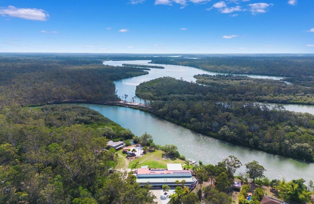 RARE RIVERFRONT - PEACE OF HEAVEN IN PACIFIC HAVEN