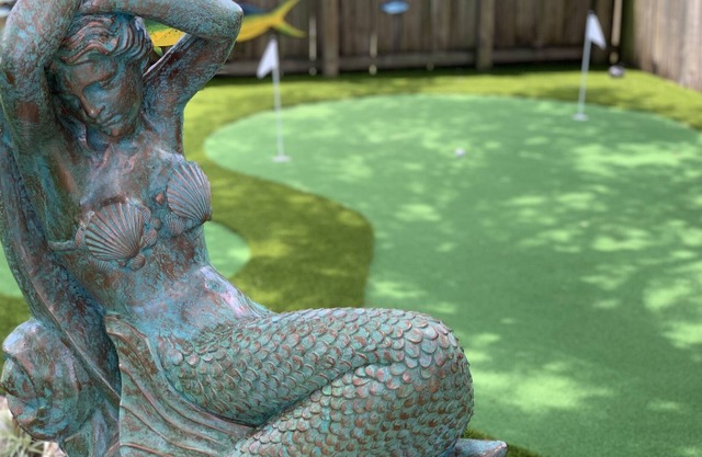 Rare Tropical Oasis With Mini-Golf Near Las Olas Blvd.