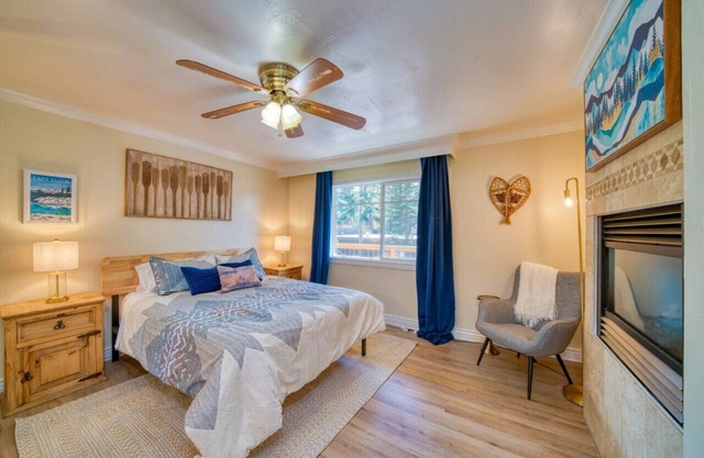 Cozy, Fully Equipped 2 Br/2 Ba on Stateline!