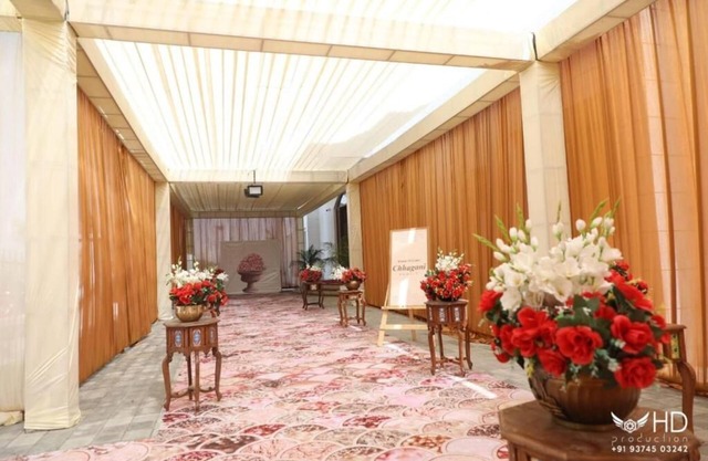 Ratna Vilas Palace