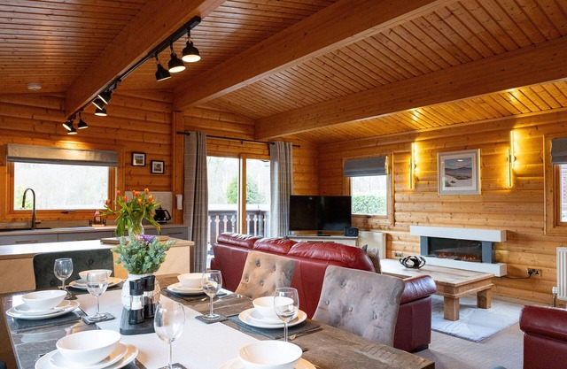 Ravens Craig - a lodge that sleeps 6 guests in 3 bedrooms