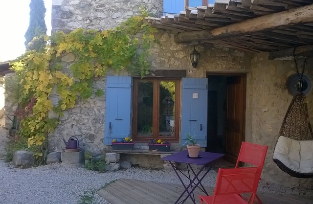 RAVISTING VILLAGE HOUSE en el corazón del Parc des Baronnies Provencales