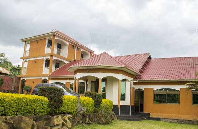 Rays Hotel