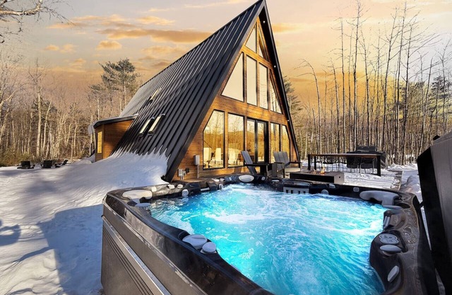 Razor Brook Chalet | Luxury A-Frame with Hot Tub