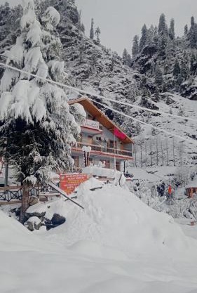 RB HOTEL & RESTURANT