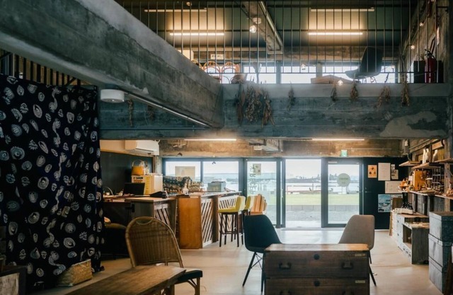 Re PORT HOTEL