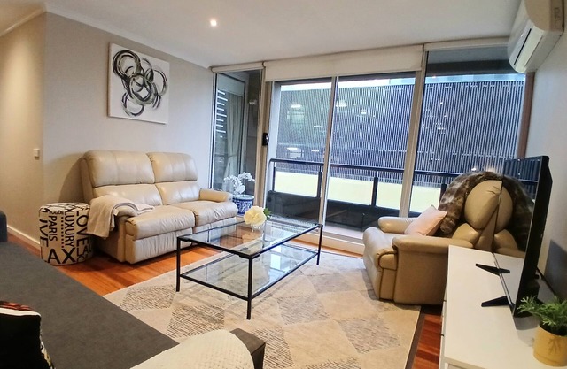 ReadySet Apartments at Southbank Condos
