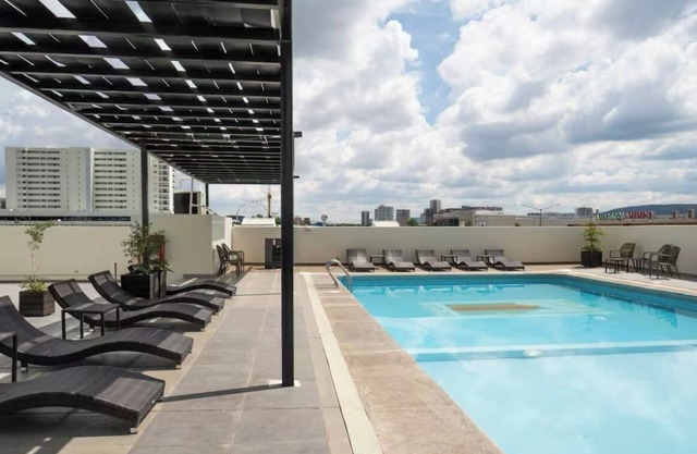 Real Center apartment with pool