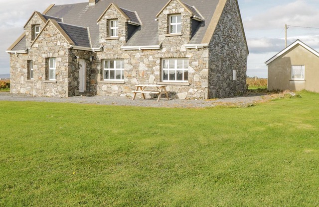 REALT NA MAIDNE en Claddaghduff, Condado de Galway, Ref 10263