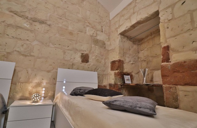 "rebecca Historic Residence in Otranto"