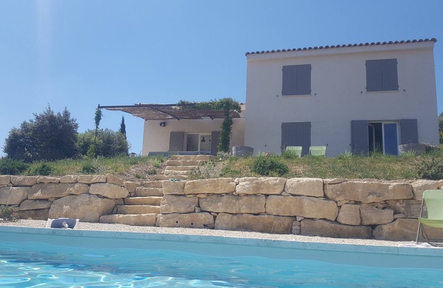 Villa reciente Crillon Le Brave / Bedoin / Mont Ventoux