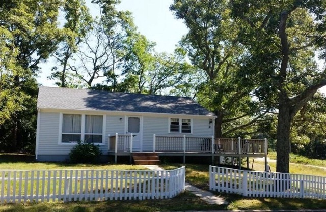 Vineyard Haven Beach House recientemente renovado