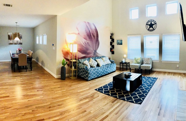 5mi Med Ctr ★ 8mi DT Houston ★ Cama tamaño King ★ Capacidad para 12 personas