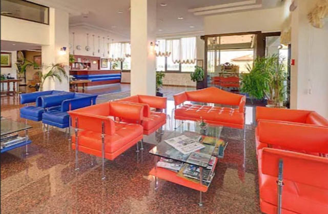 Recina Hotel